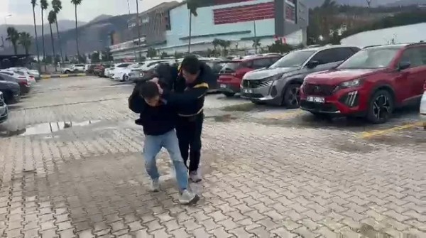 4 Ay Boyunca 15 Kadının Gizli Gizli... Akaryakıt İstasyonu Tuvaletinde Mide Bulandıran Olay